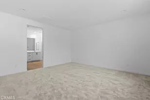 7044 Mallow Dr Mall, Fontana, CA 92336 - Photo 13