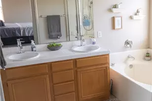 12834 Zinnea Ave, Chino, CA 91710 - Photo 13