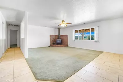 11221 Omelveny Road, Oak Hills, CA 92344 - Photo 7