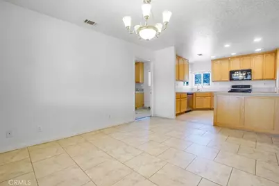 11221 Omelveny Road, Oak Hills, CA 92344 - Photo 11