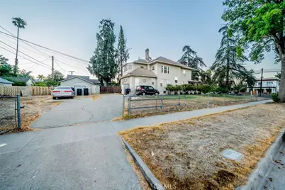 3987 4th Street, Riverside, CA 92501 - Photo 27