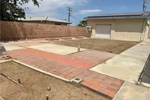 526 W Las Flores Ave, Ridgecrest, CA 93555 - Photo 3