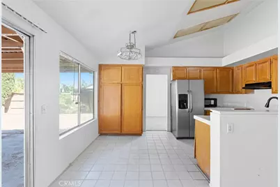 14698 King Canyon Road, Victorville, CA 92392 - Photo 7