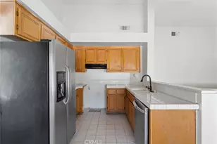 14698 King Canyon Rd, Victorville, CA 92392 - Photo 9