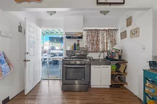 120 N Bonnie Beach Pl, East Los Angeles, CA 90063 - Photo 7