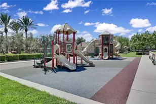 15723 Parkhouse Dr, Fontana, CA 92336 - Photo 33