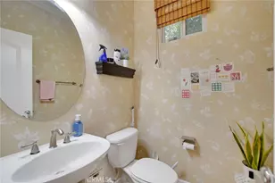 15723 Parkhouse Dr, Fontana, CA 92336 - Photo 13