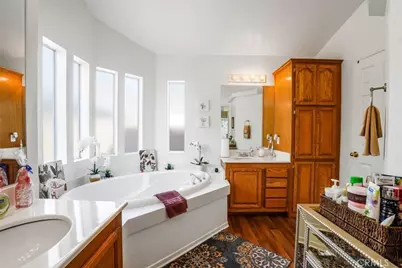 20053 Northcliff Drive, Canyon Country, CA 91351 - Photo 33