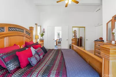 20053 Northcliff Drive, Canyon Country, CA 91351 - Photo 31