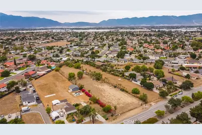 778 Bloomington Avenue, Bloomington, CA 92316 - Photo 7