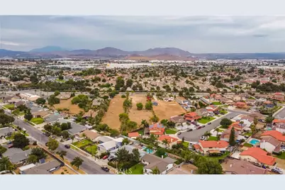 778 Bloomington Avenue, Bloomington, CA 92316 - Photo 9