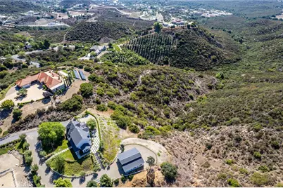 21180 Corte Providencia, Murrieta, CA 92562 - Photo 9