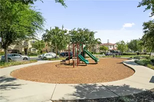 2618 W Via San Carlos, San Bernardino, CA 92410 - Photo 33