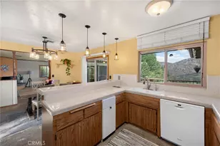 5495 Summit Dr, Wrightwood, CA 92397 - Photo 13