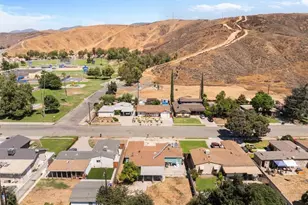 1417 W Marshall Blvd, San Bernardino, CA 92405 - Photo 29