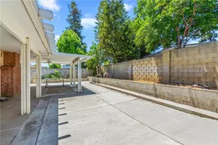 1620 S Cypress Ave, Ontario, CA 91762 - Photo 27