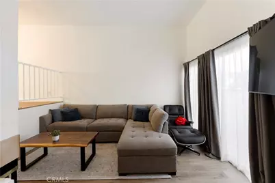 27669 Ironstone Drive #3, Canyon Country, CA 91387 - Photo 5