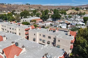 27669 Ironstone Dr, Canyon Country, CA 91387 - Photo 35