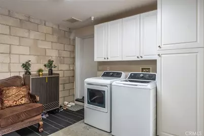 707 S Azusa Avenue #B, Azusa, CA 91702 - Photo 33