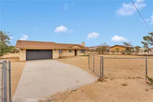 22612 Viento Rd, Apple Valley, CA 92308 - Photo 3