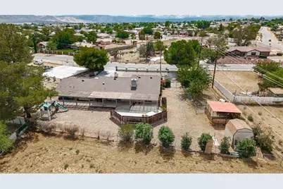 18106 Carob Street, Hesperia, CA 92345 - Photo 53