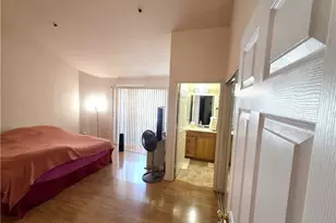 9146 Tobias Ave, Panorama City, CA 91402 - Photo 7