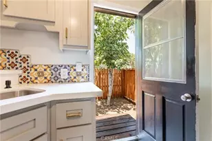 1003 Calzona St, Los Angeles, CA 90023 - Photo 37