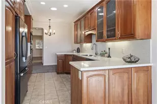 888 W Highpoint Dr, Claremont, CA 91711 - Photo 11