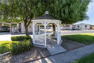 135 N Pepper Ave, Rialto, CA 92376 - Photo 17