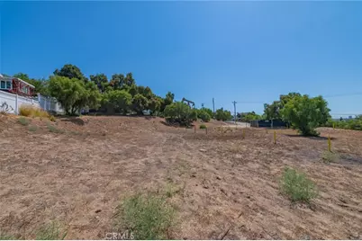 2420 Gaviota Avenue, Signal Hill, CA 90755 - Photo 9