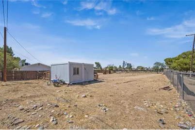 21928 Isatis Avenue, Apple Valley, CA 92307 - Photo 35
