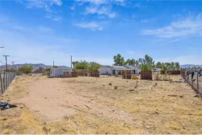 21928 Isatis Avenue, Apple Valley, CA 92307 - Photo 33