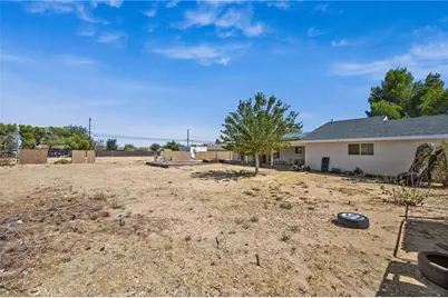 21928 Isatis Avenue, Apple Valley, CA 92307 - Photo 29