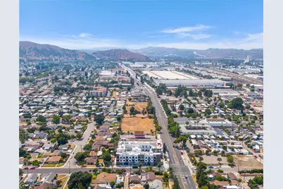 1300 W Mission Boulevard, Pomona, CA 91766 - Photo 73