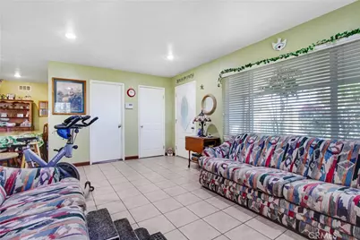 1546 E Redwood Avenue, Ontario, CA 91762 - Photo 5