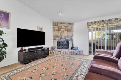 11574 Silver Rock Road, Pinon Hills, CA 92372 - Photo 9