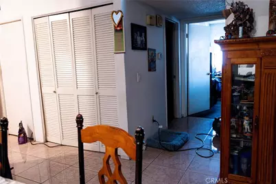 9010 Newport, Fontana, CA 92335 - Photo 17