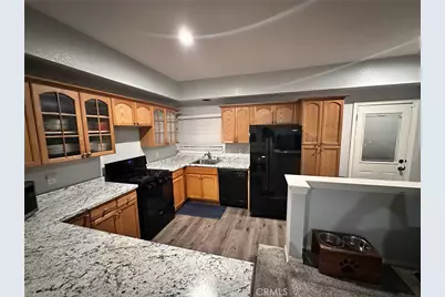 23995 Scenic Dr, Crestline, CA 92325 - Photo 11