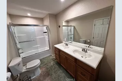 23995 Scenic Dr, Crestline, CA 92325 - Photo 17