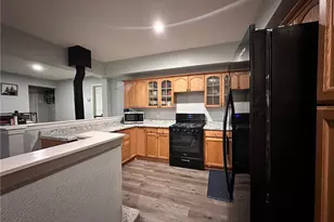 23995 Scenic Dr, Crestline, CA 92325 - Photo 13