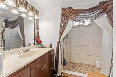 2865 W Rialto Avenue #17, Rialto, CA 92376 - Photo 11