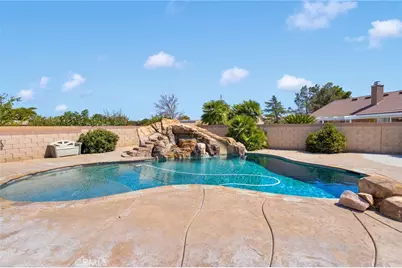 12971 Lompoc, Apple Valley, CA 92308 - Photo 41