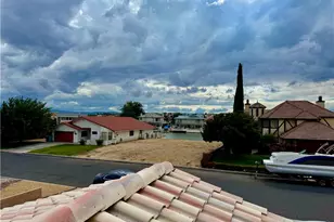 18286 Lakeview Dr, Victorville, CA 92395 - Photo 15