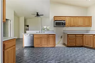 15386 Fremont Dr, Adelanto, CA 92301 - Photo 21