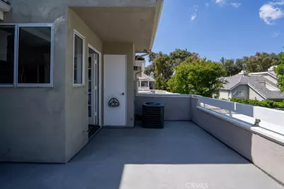 26129 McBean Pkwy #43, Valencia, CA 91355 - Photo 9