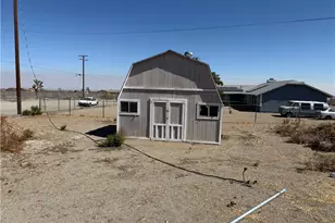 12911 Corton, Phelan, CA 92371 - Photo 7