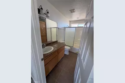 12911 Corton, Phelan, CA 92371 - Photo 17