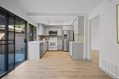 123 S Hollenbeck Avenue, Covina, CA 91723 - Photo 9