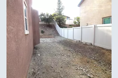 17692 Cornsilk Lane, San Bernardino, CA 92407 - Photo 39