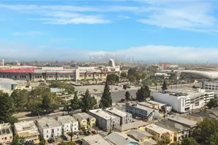 844 W Martin Luther King Jr Blvd, Los Angeles, CA 90037 - Photo 11